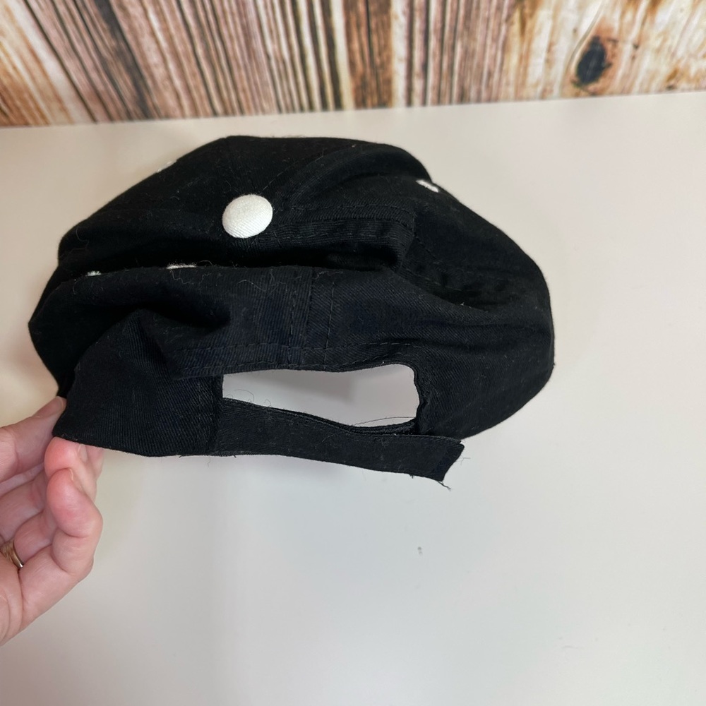 New Orleans Saints Hat Cap Adjustable Black White Pre Owned Excellent Condition - Picture 4 of 5